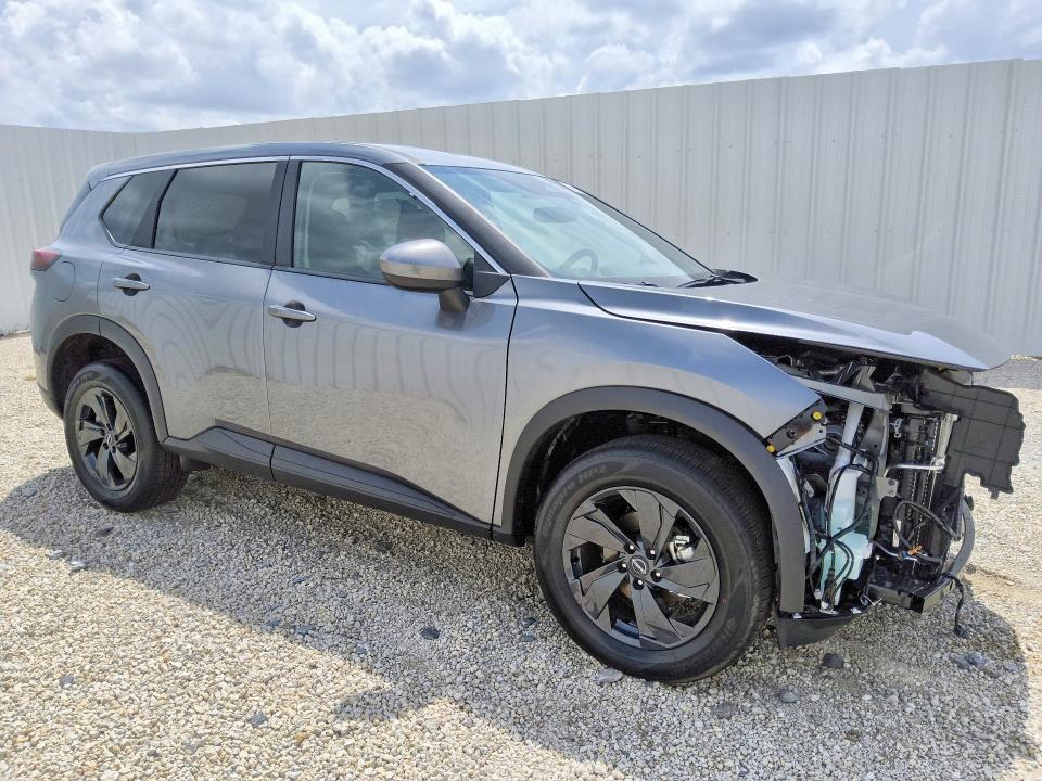 Продаж на аукціоні авто 2026 Nissan Rogue, vin: 5N1BT3BB8TC823385, номер лоту: 62285856