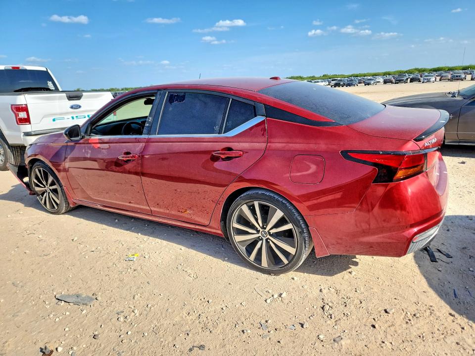 63566556 :رقم المزاد ، 1N4BL4CV0KC256046 vin ، 2019 Nissan Altima مزاد بيع