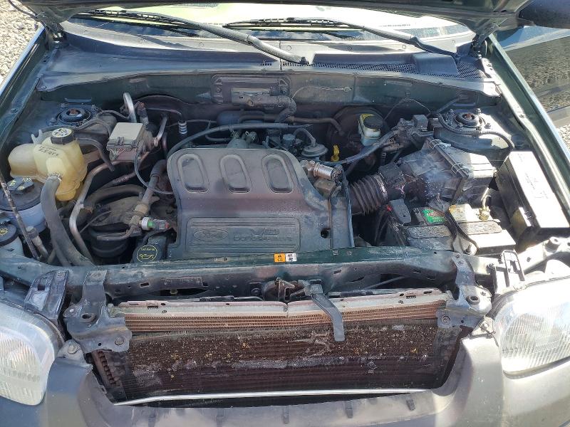 60406306 :رقم المزاد ، 1FMYU92174KA80713 vin ، 2004 Ford Escape مزاد بيع
