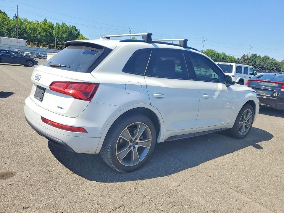 59637256 :رقم المزاد ، WA1CNAFY3K2017698 vin ، 2019 Audi Q5 مزاد بيع