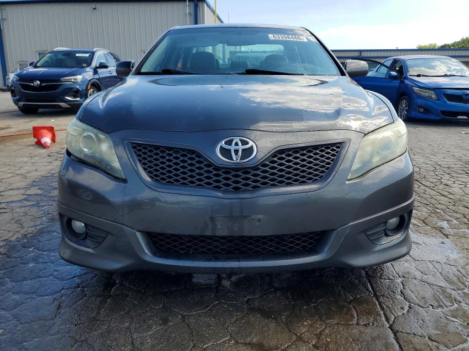 63398486 :رقم المزاد ، 4T1BK3EK0BU612978 vin ، 2011 Toyota Camry مزاد بيع