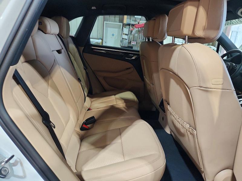 Aukcja sprzedaży 2026 Porsche Macan, vin: WP1AA2A57TLB14733, numer aukcji: 61768066