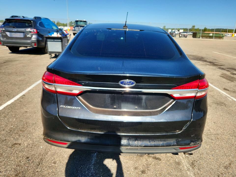 2018 Ford Fusion მანქანა იყიდება აუქციონზე, vin: 3FA6P0G7XJR201582, აუქციონის ნომერი: 63303616