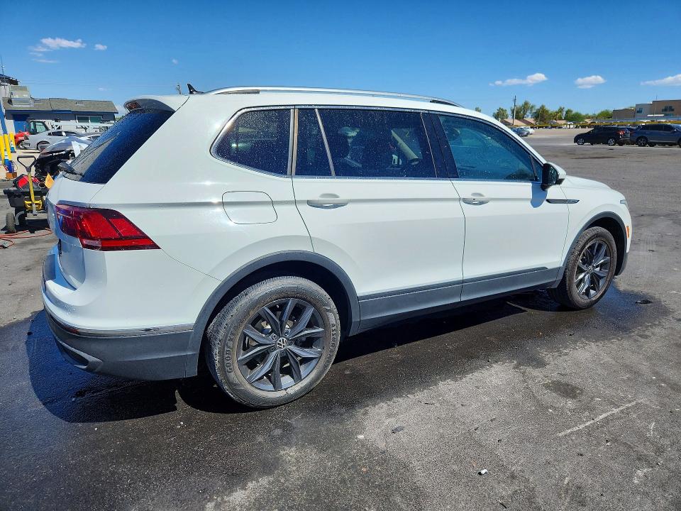 Продажа на аукционе авто 2024 Volkswagen Tiguan, vin: 3VV3B7AX6RM044043, номер лота: 59687256