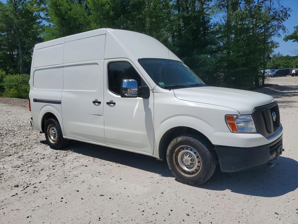 60977936 :رقم المزاد ، 1N6AF0LY3JN818117 vin ، 2018 Nissan Nv مزاد بيع