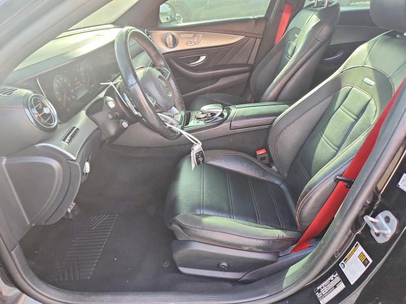 62378856 :رقم المزاد ، WDDZF6EB5JA489029 vin ، 2018 Mercedes-benz E مزاد بيع