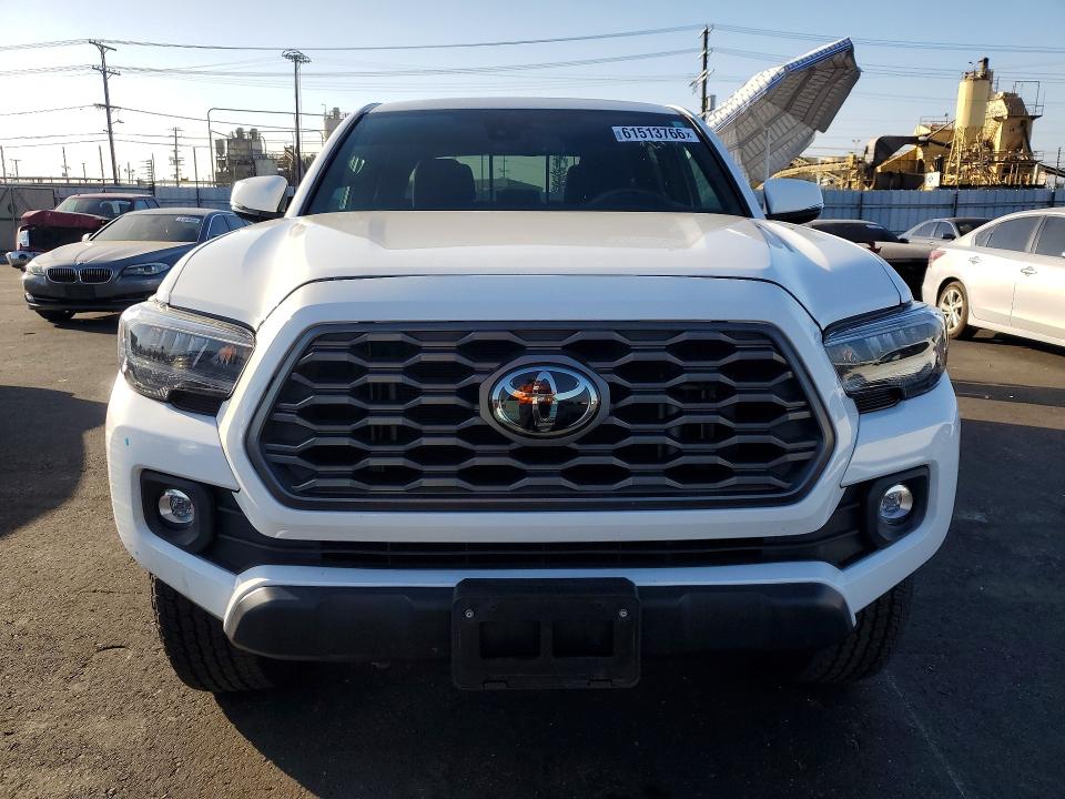 Продажа на аукционе авто 2023 Toyota Tacoma, vin: 3TMCZ5AN1PM651753, номер лота: 61513766