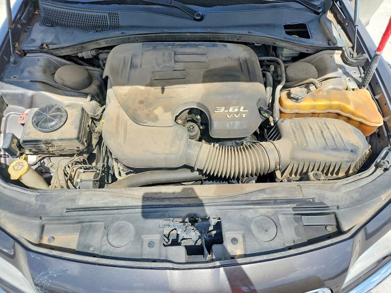 61864746 :رقم المزاد ، 2C3CCAEGXEH183768 vin ، 2014 Chrysler 300c مزاد بيع