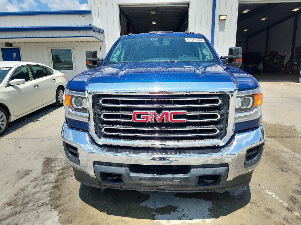 63111786 :رقم المزاد ، 1GT42VCG7HF162606 vin ، 2017 Gmc Sierra مزاد بيع