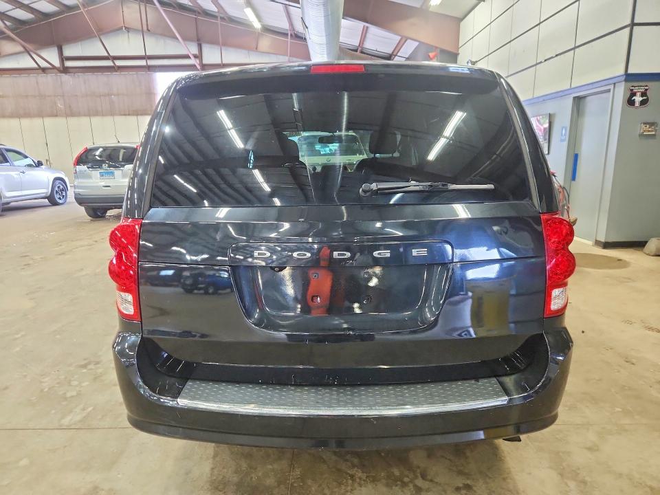 63535186 :رقم المزاد ، 2C4RDGEG0ER104981 vin ، 2014 Dodge Grand Caravan مزاد بيع
