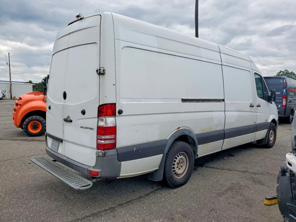 2015 Mercedes-benz Sprinter მანქანა იყიდება აუქციონზე, vin: WD3PE8DB2FP133444, აუქციონის ნომერი: 62017626