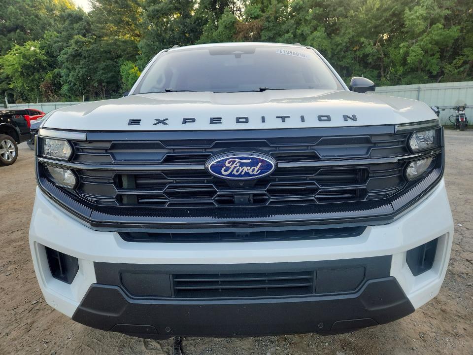 2025 Ford Expedition მანქანა იყიდება აუქციონზე, vin: 1FMJU1H83SEA20060, აუქციონის ნომერი: 61980916