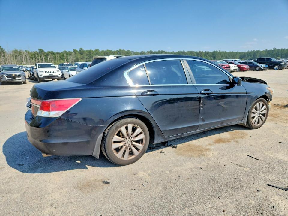 2012 Honda Accord მანქანა იყიდება აუქციონზე, vin: 1HGCP2F8XCA183733, აუქციონის ნომერი: 63005756