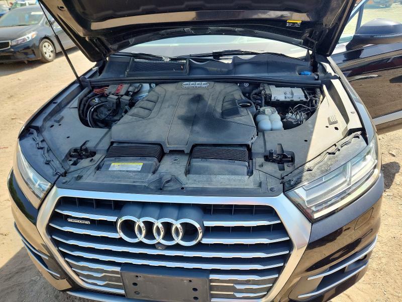 2017 Audi Q7 მანქანა იყიდება აუქციონზე, vin: WA1VAAF78HD052584, აუქციონის ნომერი: 59282396
