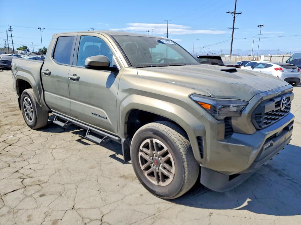 Продаж на аукціоні авто 2025 Toyota Tacoma, vin: 3TMKB5FN2SM033715, номер лоту: 61401716