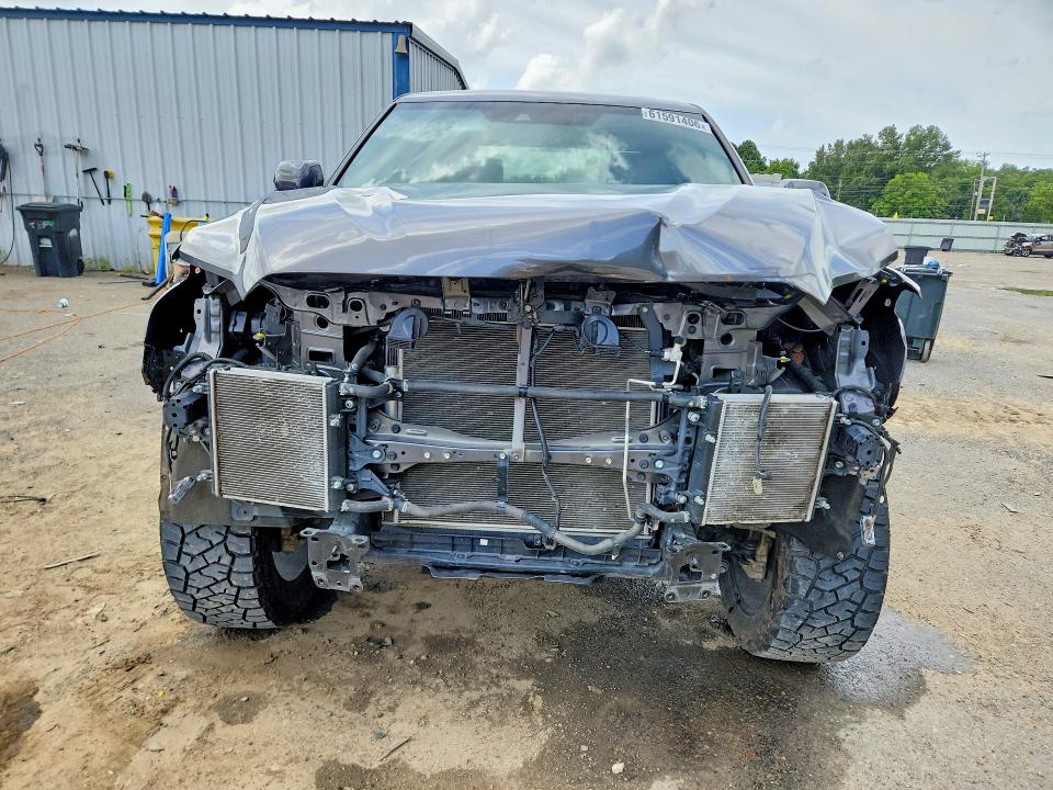 Продажа на аукционе авто 2024 Toyota Tundra, vin: 5TFNA5DB3RX184785, номер лота: 61591406