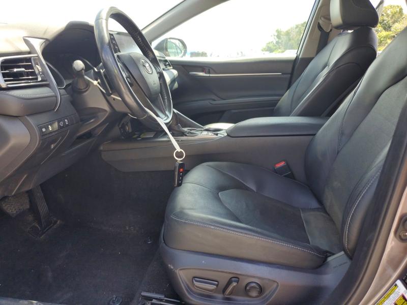2022 Toyota Camry მანქანა იყიდება აუქციონზე, vin: 4T1K61AK6NU707046, აუქციონის ნომერი: 62204346