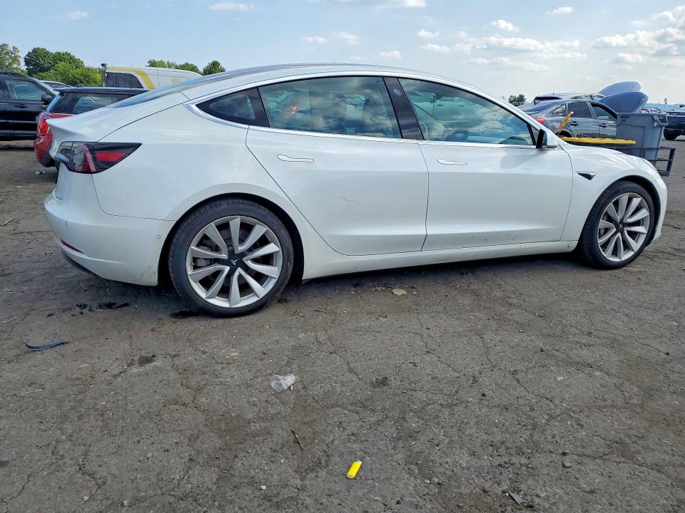 60465256 :رقم المزاد ، 5YJ3E1EA9LF740710 vin ، 2020 Tesla Model 3 مزاد بيع