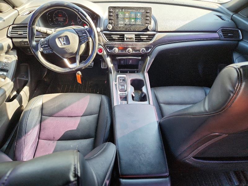 61396916 :رقم المزاد ، 1HGCV2F34JA047282 vin ، 2018 Honda Accord مزاد بيع