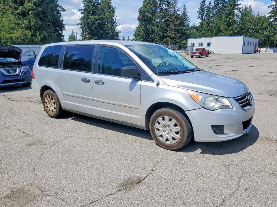 2011 Volkswagen Routan მანქანა იყიდება აუქციონზე, vin: 2V4RW4DG8BR714784, აუქციონის ნომერი: 62869776