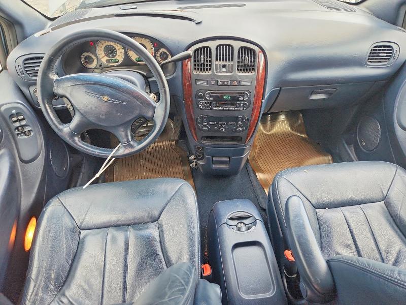 2001 Chrysler Town & Country მანქანა იყიდება აუქციონზე, vin: 2C8GP54L11R236755, აუქციონის ნომერი: 61293676