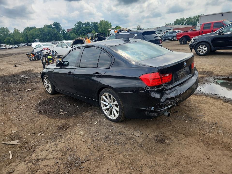 2015 Bmw 320 მანქანა იყიდება აუქციონზე, vin: WBA3C3G5XFNT53118, აუქციონის ნომერი: 62227696