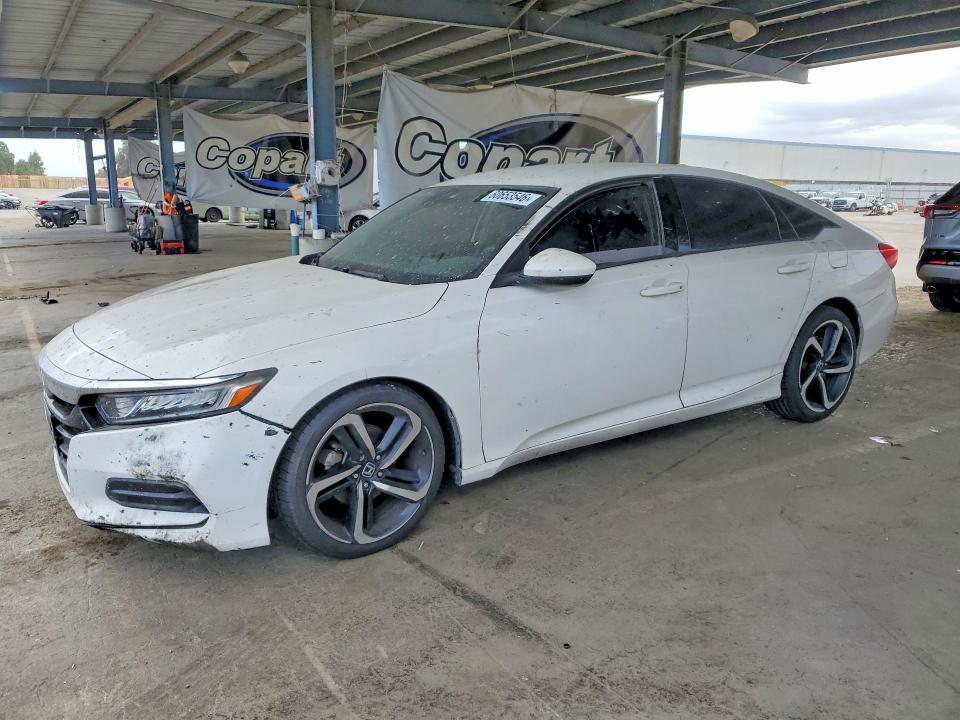 Продажа на аукционе авто 2018 Honda Accord, vin: 1HGCV1F14JA213583, номер лота: 60653546