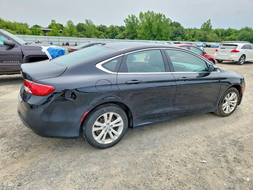 62131876 :رقم المزاد ، 1C3CCCAB5FN676529 vin ، 2015 Chrysler 200 مزاد بيع