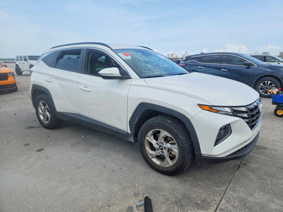 Продажа на аукционе авто 2022 Hyundai Tucson, vin: 5NMJBCAE0NH122889, номер лота: 62677086