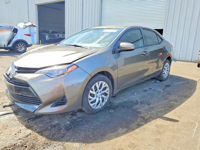 2017 Toyota Corolla მანქანა იყიდება აუქციონზე, vin: 5YFBURHE8HP600977, აუქციონის ნომერი: 60985956