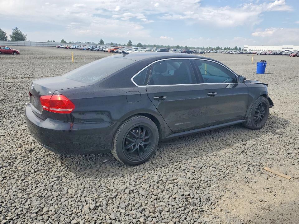 61380136 :رقم المزاد ، 1VWBH7A3XEC002490 vin ، 2014 Volkswagen Passat مزاد بيع