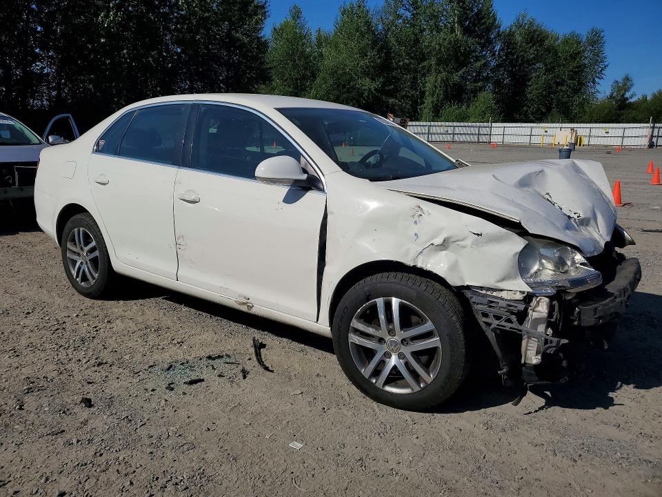 62544746 :رقم المزاد ، 3VWRT71K06M802686 vin ، 2006 Volkswagen Jetta مزاد بيع