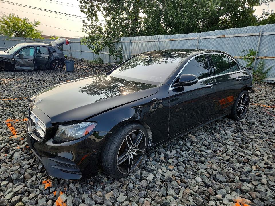 2018 Mercedes-benz E მანქანა იყიდება აუქციონზე, vin: WDDZF4KB0JA414702, აუქციონის ნომერი: 61667726