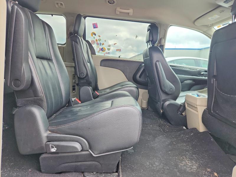 61486616 :رقم المزاد ، 2C4RC1BG5ER367911 vin ، 2014 Chrysler Town & Country مزاد بيع