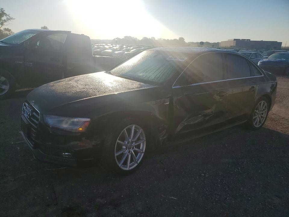 60367346 :رقم المزاد ، WAUFFAFL3FN039447 vin ، 2015 Audi A4 مزاد بيع