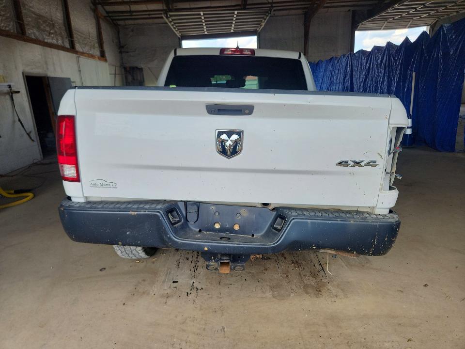61521276 :رقم المزاد ، 3C6RR7KT6HG675489 vin ، 2017 Ram 1500 مزاد بيع