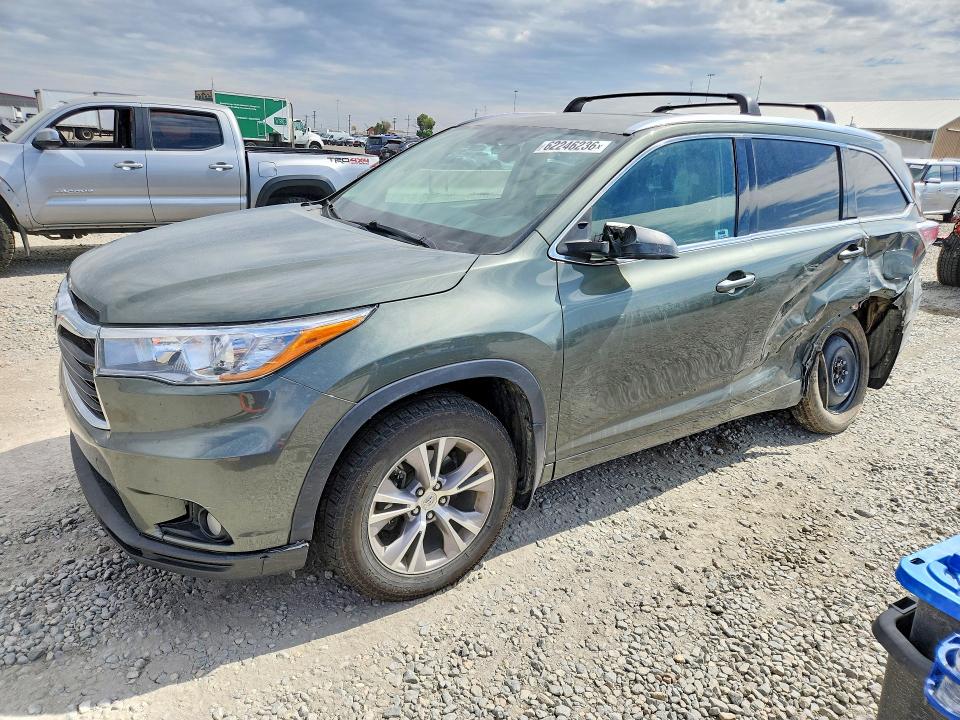 62246236 :رقم المزاد ، 5TDJKRFH7FS152587 vin ، 2015 Toyota Highlander مزاد بيع