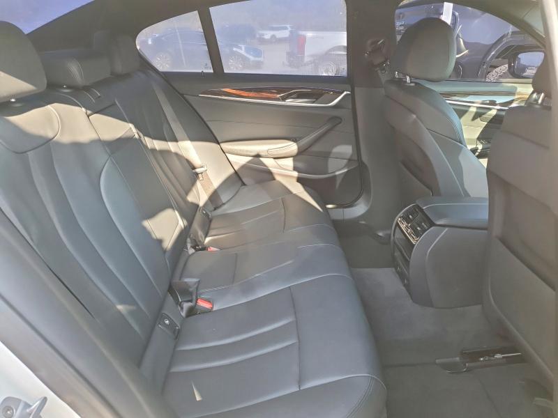 2018 Bmw 530e მანქანა იყიდება აუქციონზე, vin: WBAJA9C55JB252522, აუქციონის ნომერი: 62948236