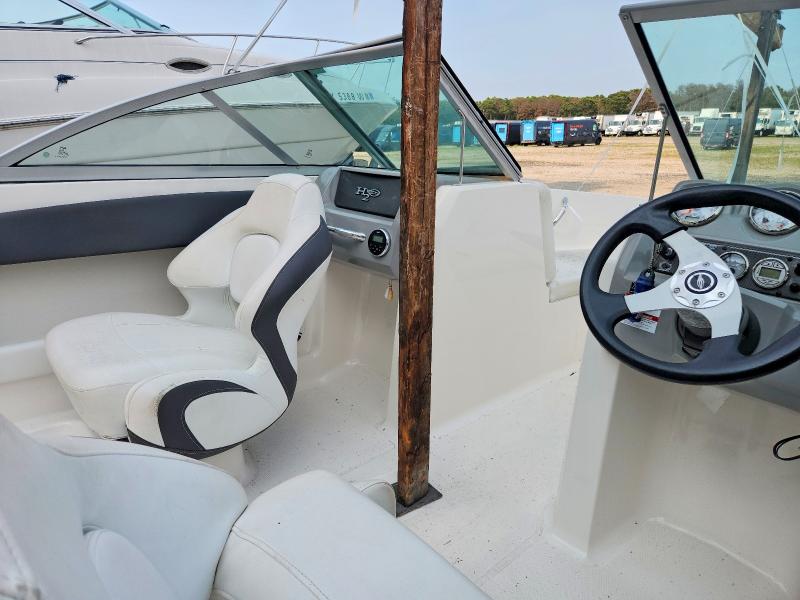 61130816 :رقم المزاد ، FGBV0686B313 vin ، 2013 Chaparral Boat مزاد بيع