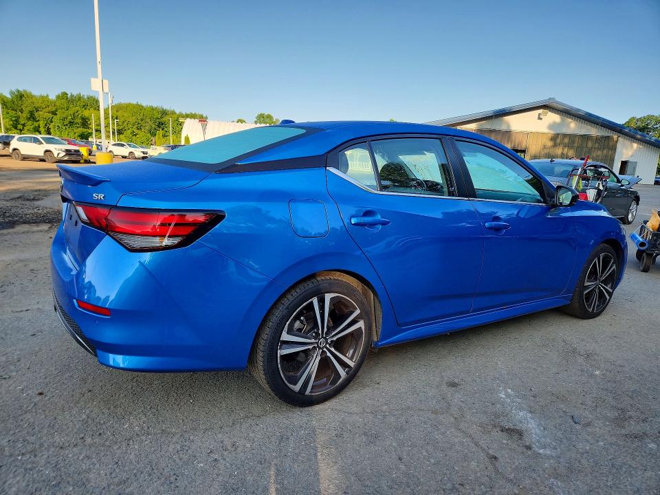 62235356 :رقم المزاد ، 3N1AB8DV9NY250050 vin ، 2022 Nissan Sentra مزاد بيع