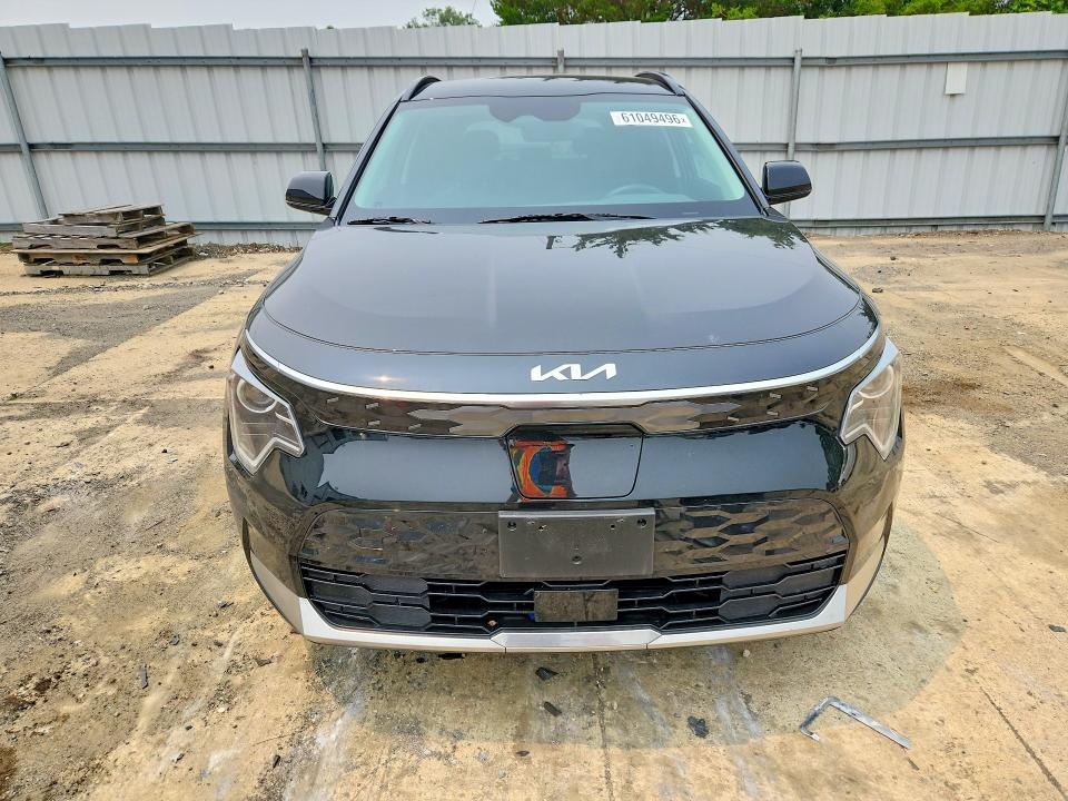 Продаж на аукціоні авто 2025 Kia Niro, vin: KNDCR3L10S5132805, номер лоту: 61049496