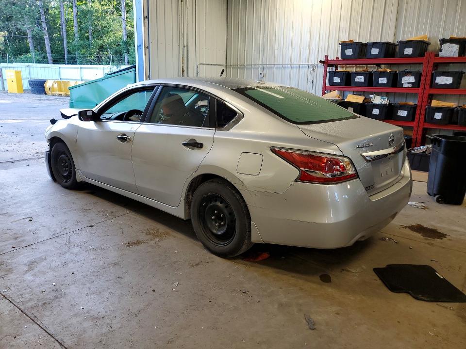 61144646 :رقم المزاد ، 1N4AL3AP0FC286227 vin ، 2015 Nissan Altima مزاد بيع