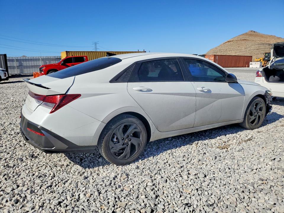 59872036 :رقم المزاد ، KMHLM4DG5TU114262 vin ، 2026 Hyundai Elantra مزاد بيع