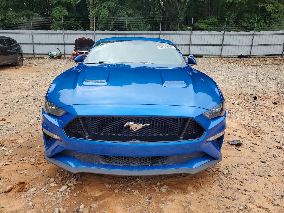 62496836 :رقم المزاد ، 1FA6P8CF5L5122855 vin ، 2020 Ford Mustang مزاد بيع