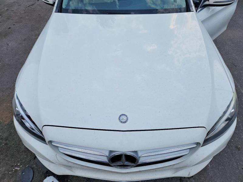 62490256 :رقم المزاد ، 55SWF4KB5GU115055 vin ، 2016 Mercedes-benz C مزاد بيع