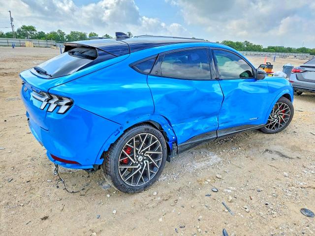 2022 Ford Mustang Mach-e მანქანა იყიდება აუქციონზე, vin: 3FMTK4SX0NMA19477, აუქციონის ნომერი: 62270646