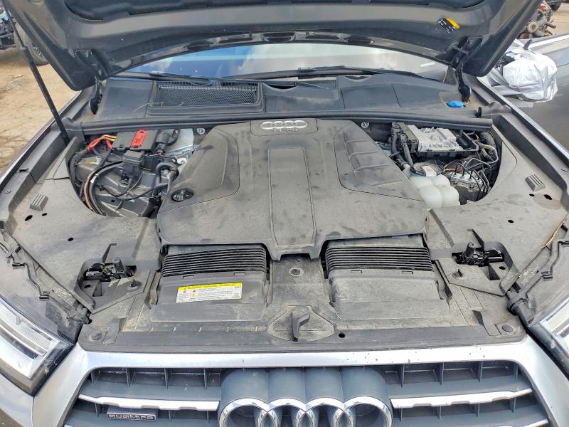 63241796 :رقم المزاد ، WA1LHAF74HD058403 vin ، 2017 Audi Q7 مزاد بيع
