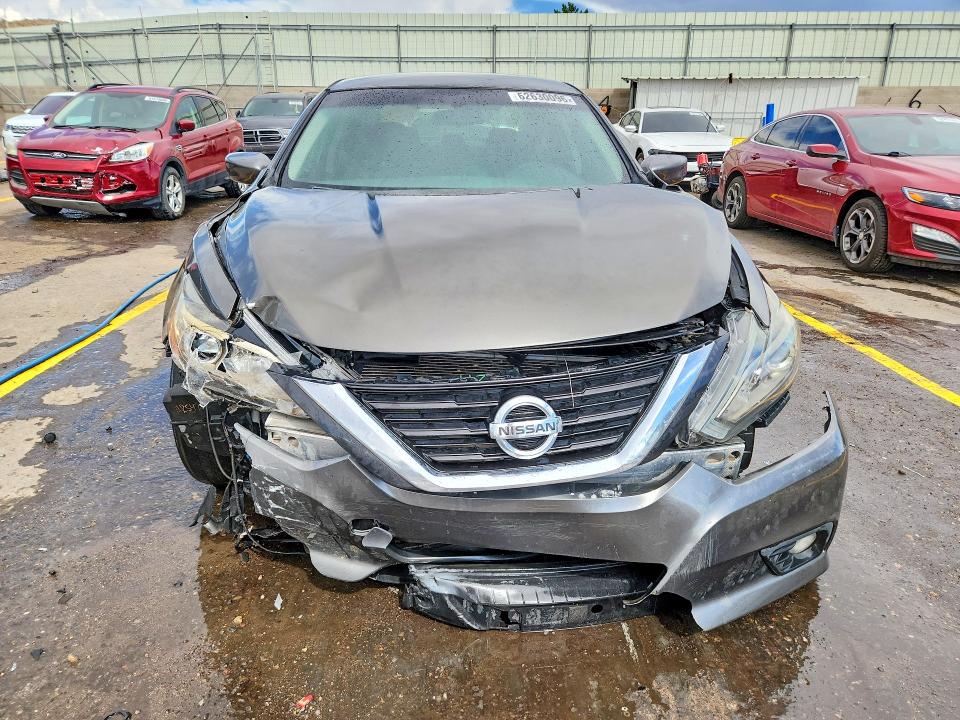 62630096 :رقم المزاد ، 1N4AL3AP6JC119640 vin ، 2018 Nissan Altima مزاد بيع
