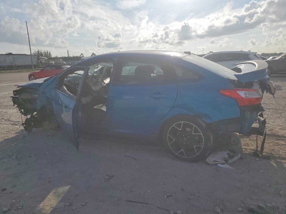 2014 Ford Focus მანქანა იყიდება აუქციონზე, vin: 1FADP3F28EL229609, აუქციონის ნომერი: 62262186