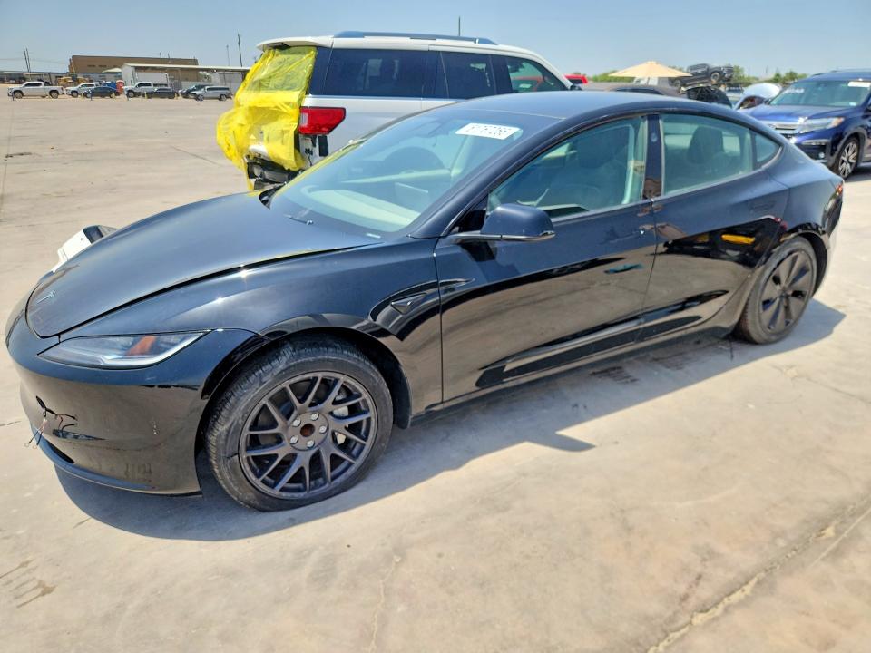 61767266 :رقم المزاد ، 5YJ3E1EA3RF784615 vin ، 2024 Tesla Model 3 مزاد بيع